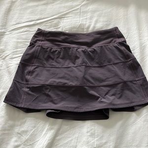 Lululemon Size 4 Tall Purple athletic skirt